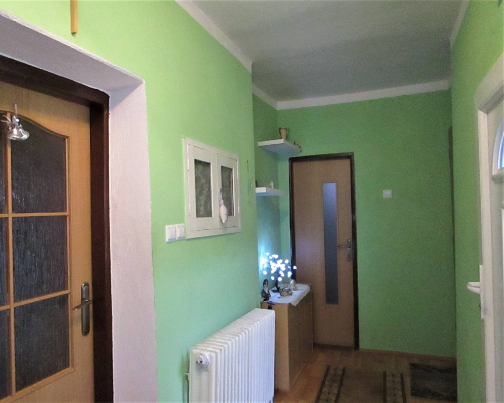 Starší rodinný dom so záhradou  Richnava