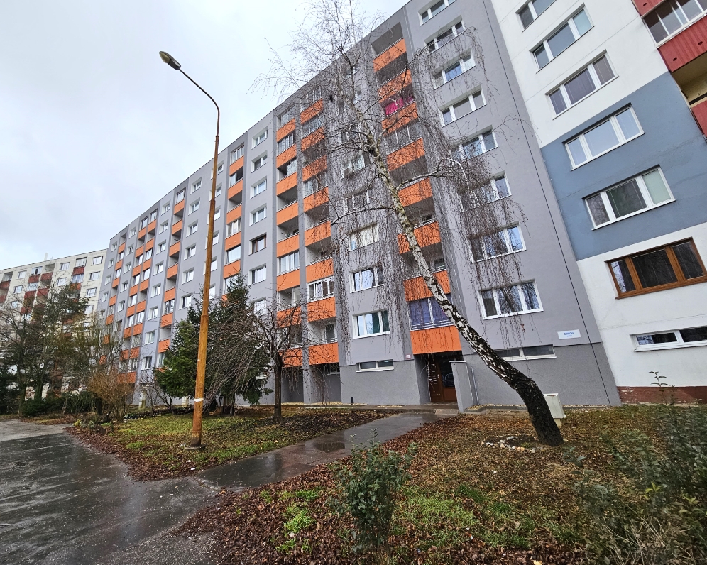 PRIESTRANNÝ 3-IZBOVÝ BYT, KOŠICE - SÍDLISKO KVP