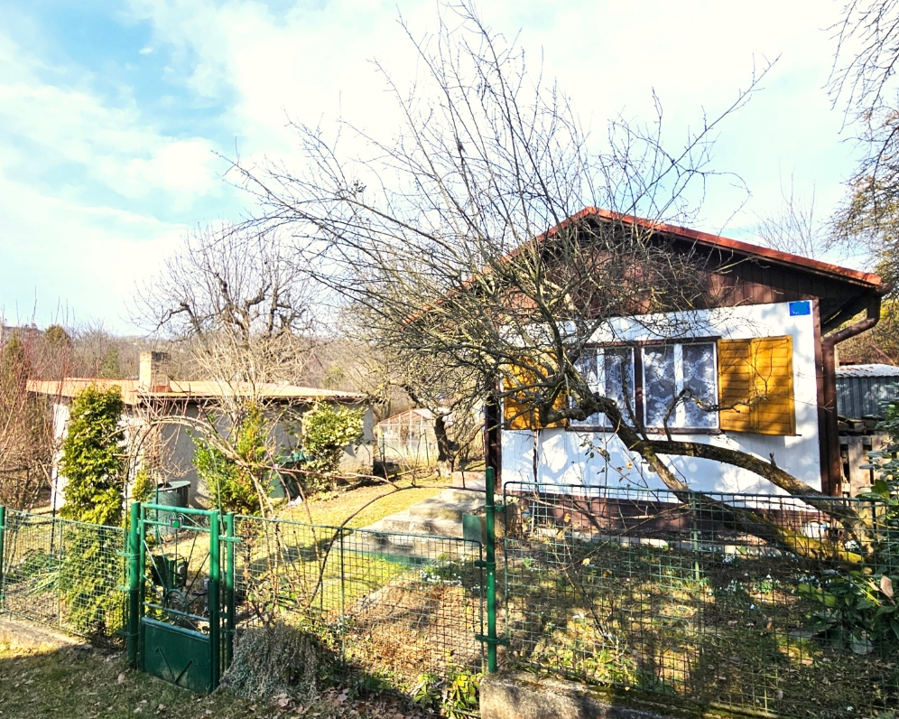 Chata v atraktívnej lokalite, Košice - Západ